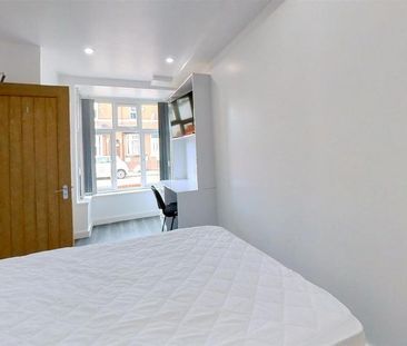 5 bedroom house to rent - Photo 1