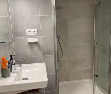 Pronájem bytu 1+kk • 44 m² bez realitkyKoněvova, Praha - Žižkov - Photo 6
