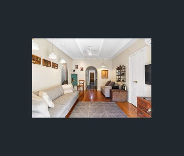 Swap high-rise for heritage - Photo 2