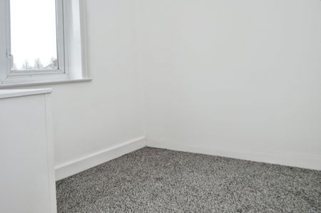 3 bedroom House To Let - Photo 3