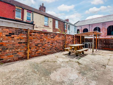 Salisbury Road Room 4 - Photo 5