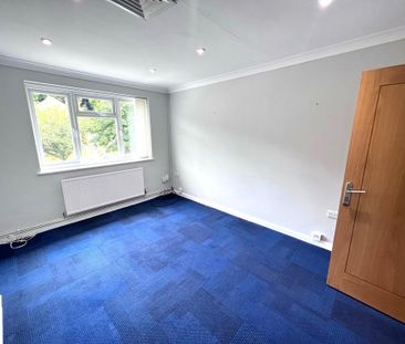 2 bedroom maisonette to rent - Photo 3