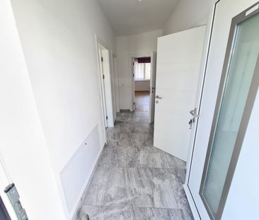 Neuwertige, wunderschöne 3-Zimmer-Wohnung mit großen Süd-Balkon, Ca... - Photo 1
