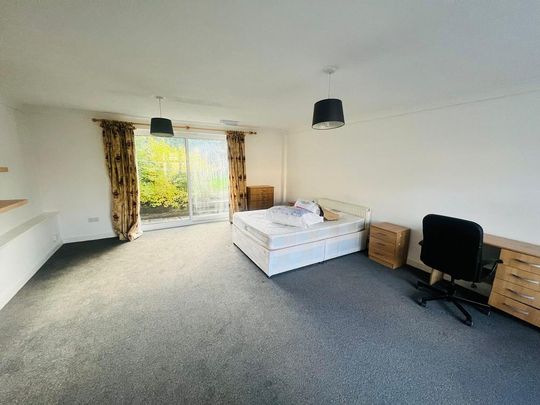 6 bedroom house share to rent - Photo 1