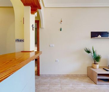 Apartamento de alquiler en Avenida Costa Blanca, 19, Los Arenales d... - Photo 2