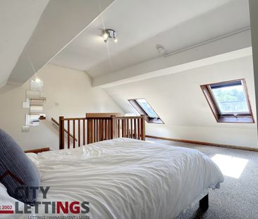 4 Bedroom Mid Terraced House - Photo 6