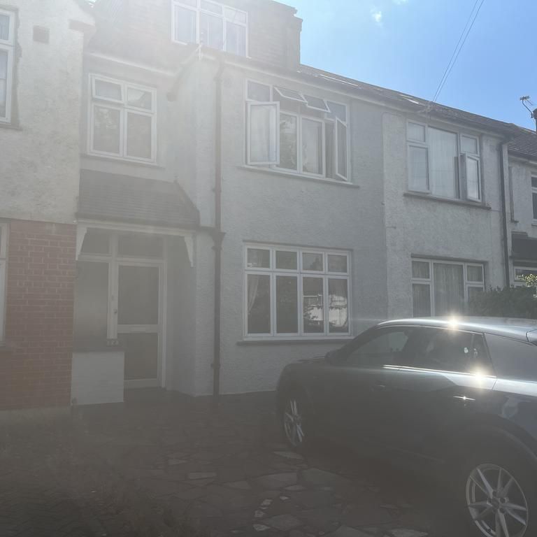 1 bedroom semi-detached house to rent - Photo 1