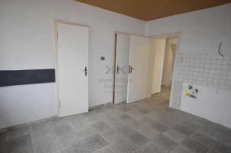 Schöne helle und gut aufgeteilte Wohnung mit Balkon! - Foto 5