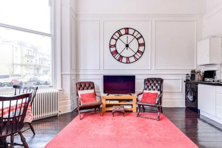 2 bedroom flat to rent - Photo 2