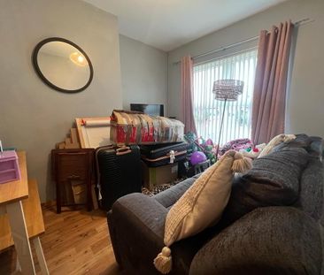 63 Broadway, Belfast, BT12 6AS - Photo 2