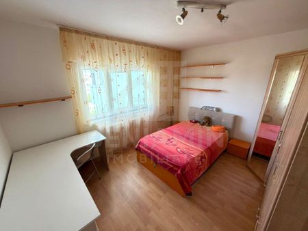 Apartament de 3 camere decomandat 74mp etaj 5 -centrala -... - Photo 3