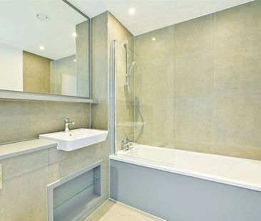 A brand new three bedroom home - Photo 6