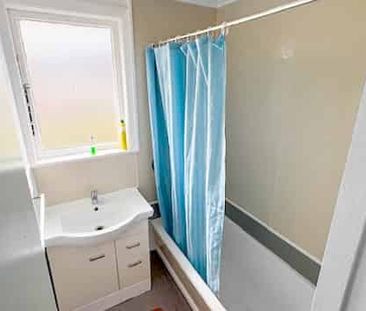 FOUR BEDROOMS TAUMARUNUI - Photo 4