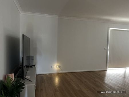 FOUR BEDROOM HOME - LOW MAINTENANCE ! - Photo 3