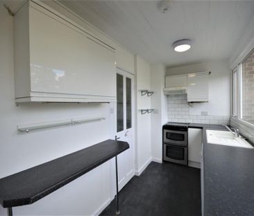 3 Bedroom Terraced To Let - Photo 6