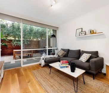 1/209 Dandenong Road, Prahran. - Photo 4