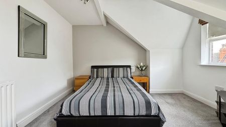 2 bedroom apartment to rent - Photo 3