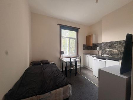 Studio to rent - Photo 5