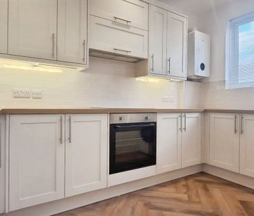 Park Mead, South Harrow, HA2 8NQ - Photo 6