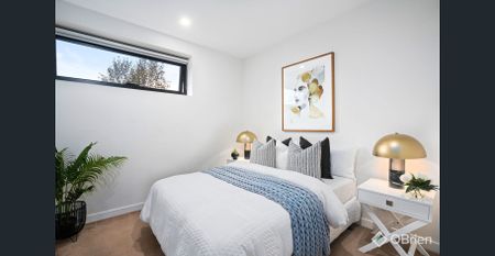 Stylish 2-Bedroom Apartment in the Heart of Camberwell - Photo 4