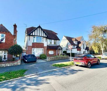 Collington Avenue, Bexhill-on-Sea, East Sussex - Photo 1