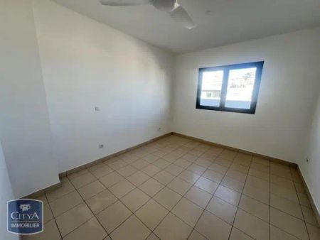 Appartement à louer 4 pièces 72.88m² - Photo 2