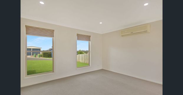 IMMACULATE THREE-BEDROOM HOME - Photo 1