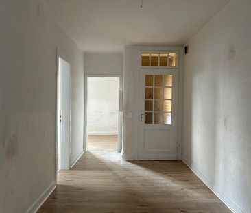 Geräumige Wohnung zentral gelegen in Lüttringhausen - Foto 1