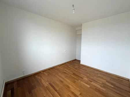 Location Appartement 4 pièces 91m² - Photo 3