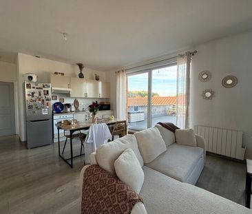 Appartement à louer 2 pièces • Houplines - Photo 1