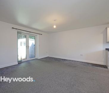 2 bedroom bungalow to rent - Photo 1