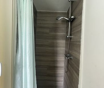 Studio Flat, Bennett Road, E13 - Photo 6