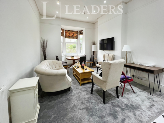 1 bedroom in a house share to rent - Photo 1