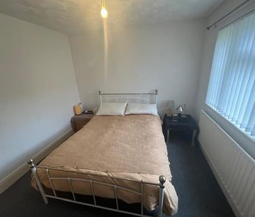 4 bedroom detached house to rent - Photo 3