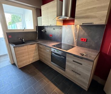 Location Appartement 3 pièces 71m² LAVAL 53000 - Photo 2