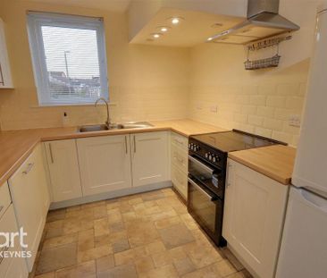 3 bedroom semi-detached house to rent - Photo 6