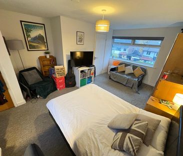 Moseley Wood Gardens, Cookridge, LS16 7HX, Leeds - Photo 5