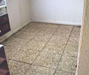 Location Appartement 2 pièces 40m² ST MEDARD EN JALLES 33160 - Photo 3