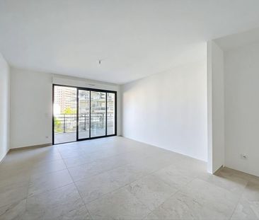 Location Appartement 2 pièces 42m² AJACCIO 20000 - Photo 1