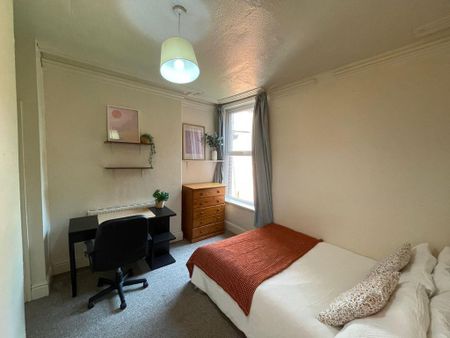 7 bedroom house to rent - Photo 2