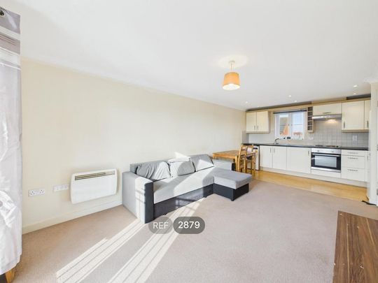 2 bedroom flat to rent - Photo 1