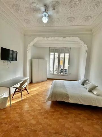 Carrer Cirilo Amorós, Valencia, Valencian Community 46004 - Photo 3