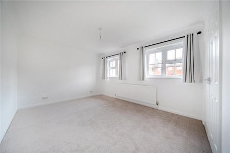 2 bedroom semi-detached house to rent - Photo 5