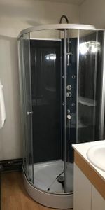 Location Appartement 1 pièce 25m² - Photo 3