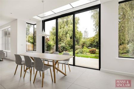 5 bedroom detached house to rent - Photo 4
