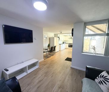 2 bedroom house to rent - Photo 3