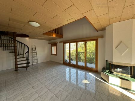 GRANDE APPARTAMENTO IMMERSO NEL VERDE - Foto 2