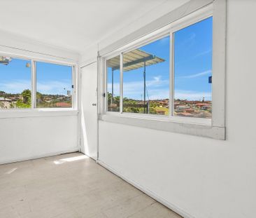 Power, Water and Lawns included in Rent! - Photo 3