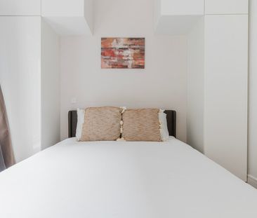 Queensborough Terrace - Photo 6