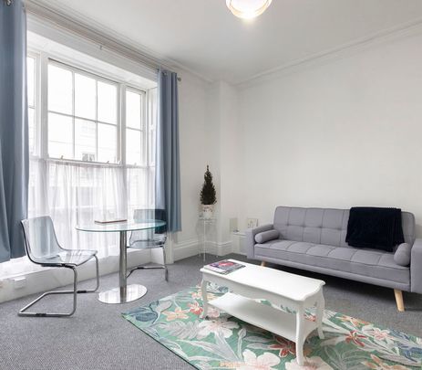 Grosvenor Place South, Cheltenham GL52 2RX - Photo 1